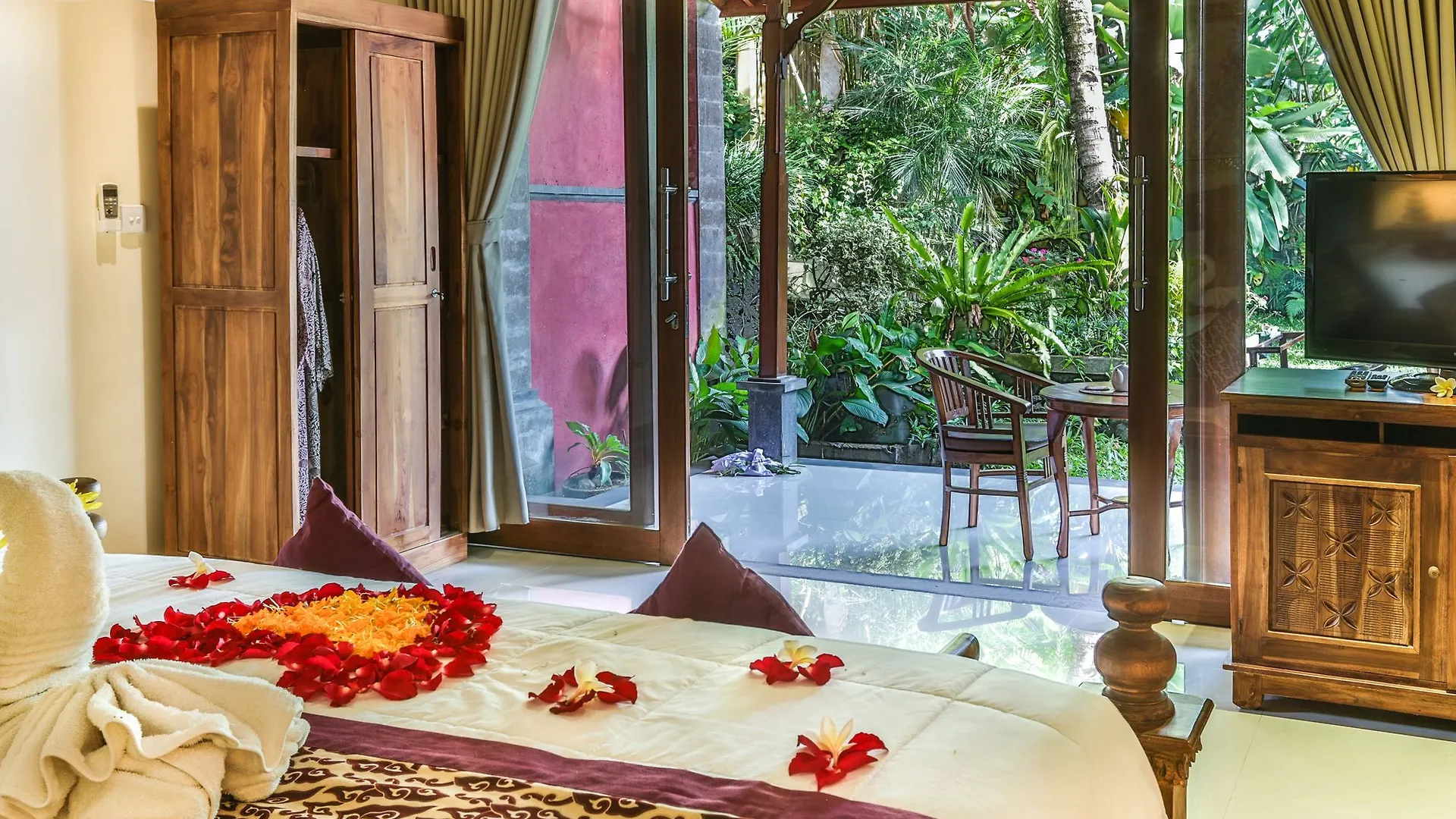 D'Bale Ananda Ubud Villa  Ubud (Bali)